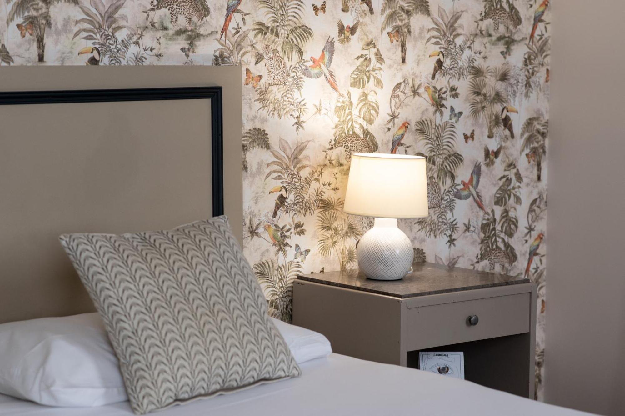 The Originals Boutique, Hotel Victoria, Chatelaillon-Plage Bagian luar foto